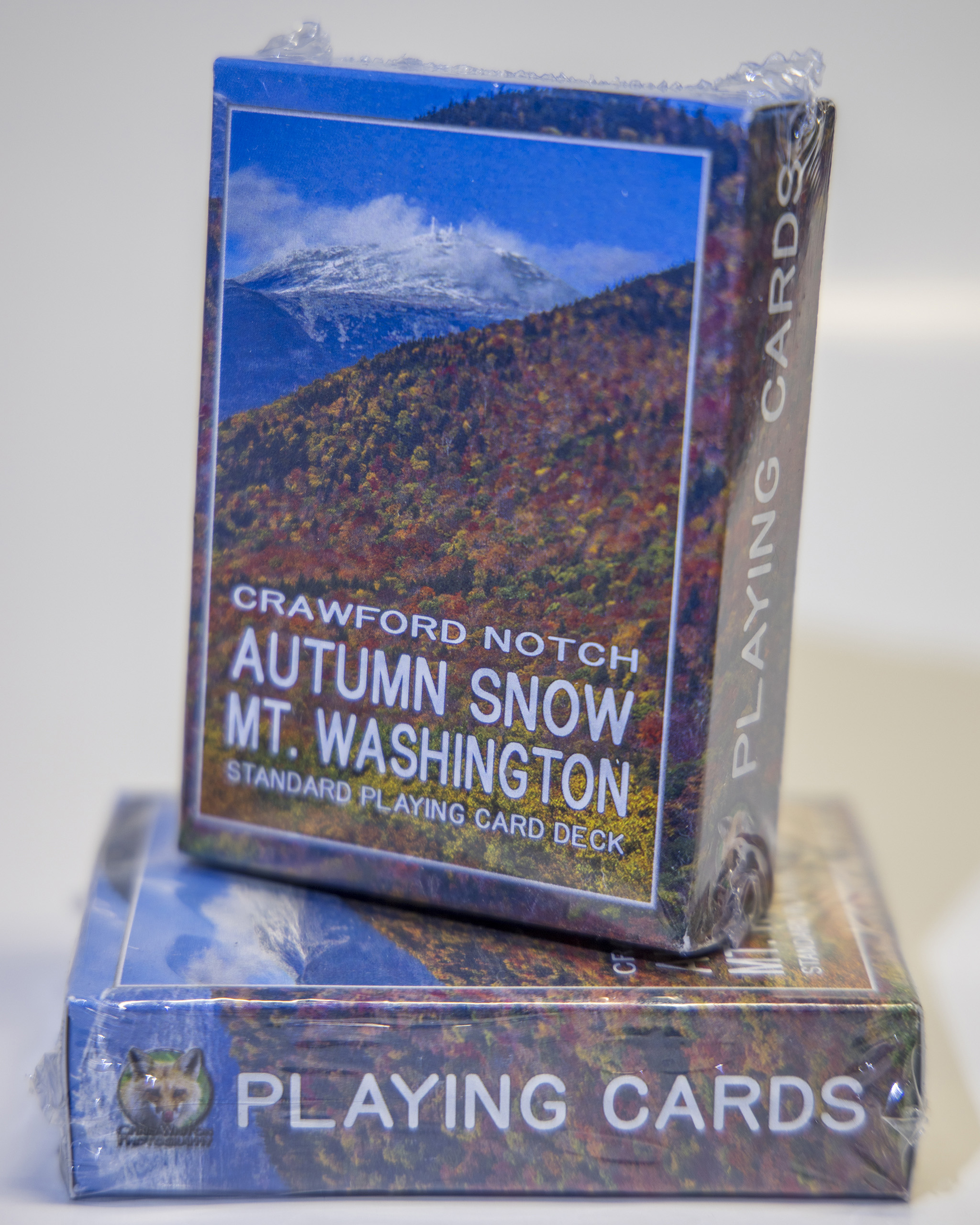 8004 - Autumn Snow Mount Washington NH Playing Card Deck